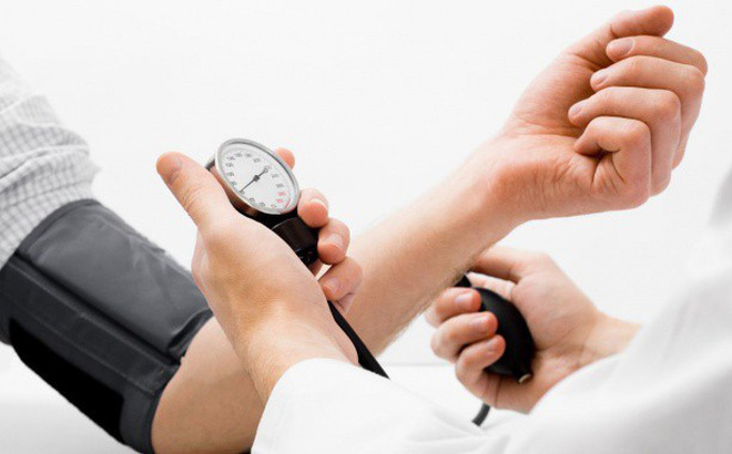 Sys trên máy đo huyết áp là gì